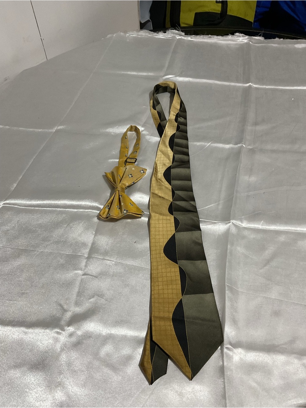 Men's Yellow and Olive Wave Pattern Tie with Matching Bow Tie